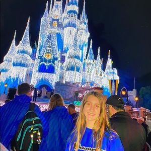 Meet your Posher, Roni